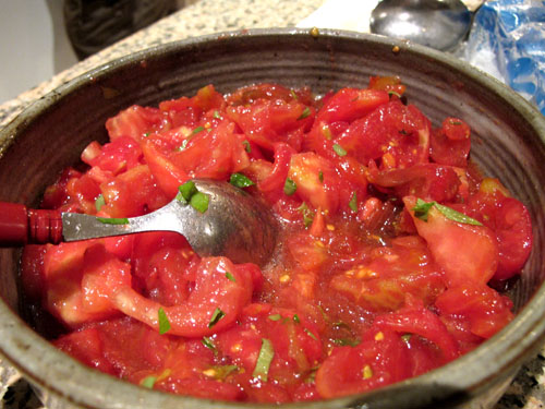 tours tomato summer salad